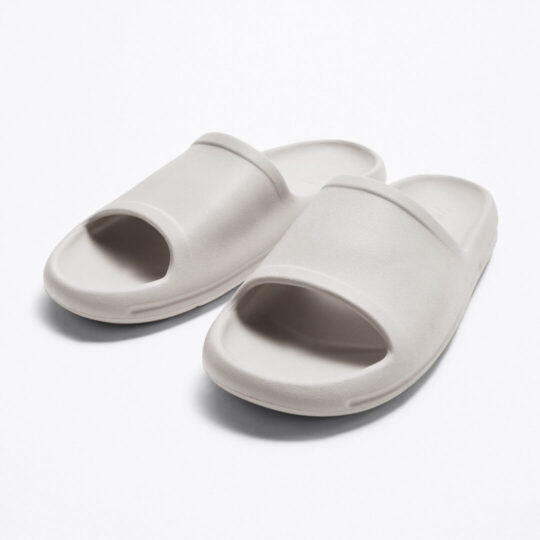 SANDALS WITH VOLUME